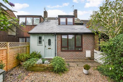 3 bedroom end of terrace house for sale, Churchmead Close, Lavant, PO18