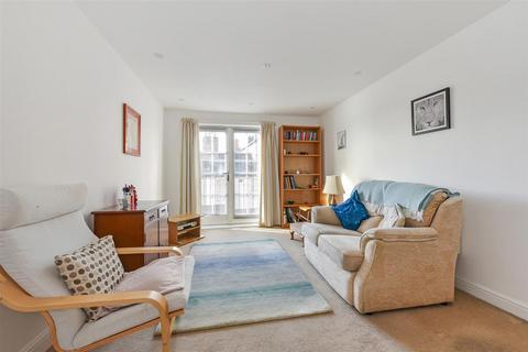 1 bedroom flat for sale, Southgate, Chichester, PO19