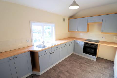 2 bedroom flat to rent, Sluice Road, Denver PE38