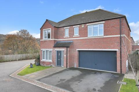 5 bedroom detached house for sale, West Wood View, Apperley Bridge