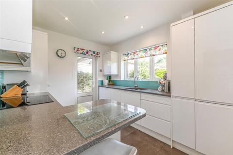 undefined, Crosbie Close, Chichester, PO19