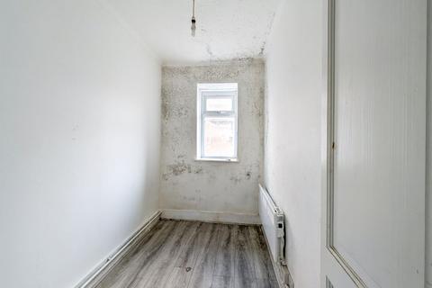 1 bedroom flat for sale, Flat 3, 74 Richmond Road, Worthing, West Sussex, BN11 4AF