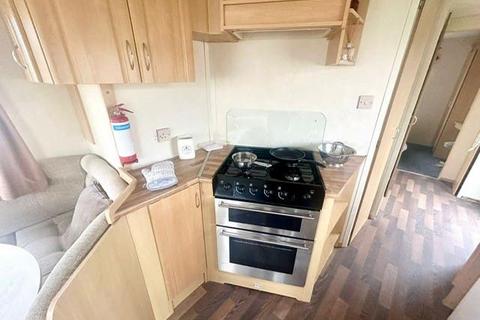 2 bedroom static caravan for sale, Seawick Holiday Park