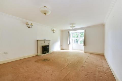 2 bedroom flat for sale, Tannery Close, Chichester, PO19