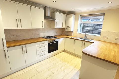 2 bedroom ground floor flat for sale, Christine Court,  Feltham Hill Road, Ashford, Surrey, TW15