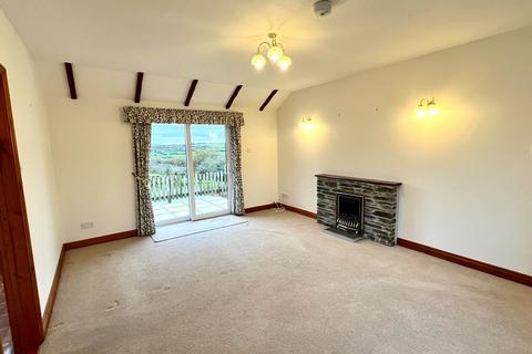 2 bedroom bungalow to rent, Chapel Amble, Wadebridge PL27