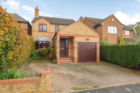 4 bedroom detached house to rent, Luddington Road, Stratford-upon-Avon