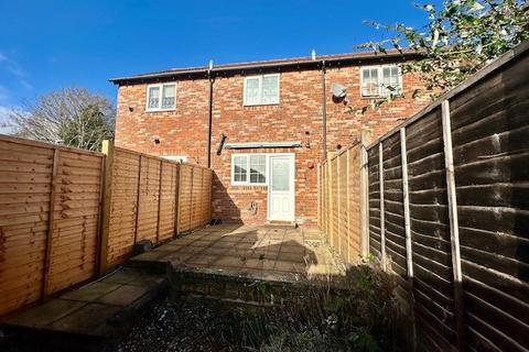 1 bedroom townhouse for sale, Nideggen Close, THATCHAM RG19