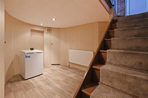 31 Bramwith Road, Sheffield, S11 7EZ
