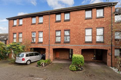 3 bedroom terraced house for sale, Farriers Close, Epsom