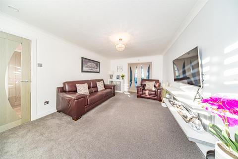 25 Lloyd Road, Prescot, L34 6LJ