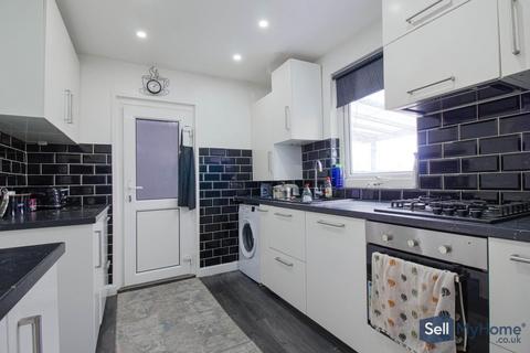 3 bedroom semi-detached house for sale, Glazebrook Road, Leicester, LE3