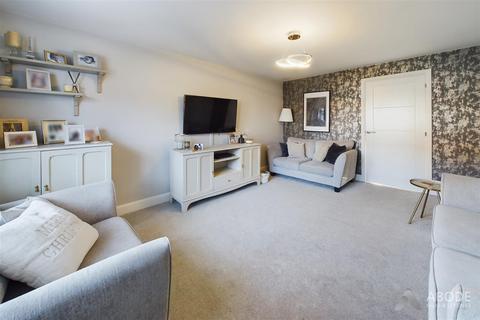 3 bedroom detached house for sale, Canterbury Drive, Derby DE23