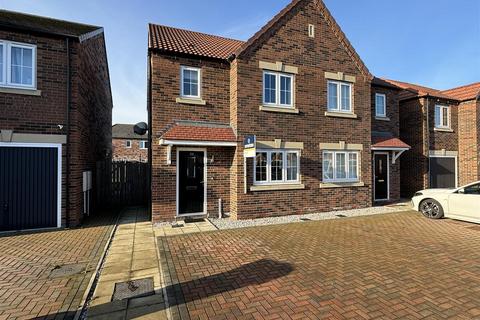 3 bedroom semi-detached house for sale, Burgess Avenue Howden