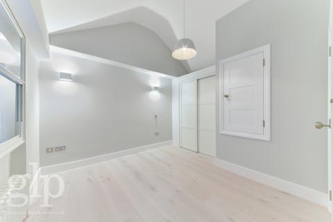 1 bedroom apartment to rent, Carnaby Street,  Soho, W1F