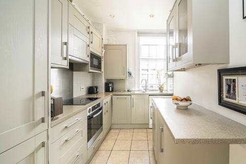 1 bedroom flat for sale, Chiswick High Road, London W4