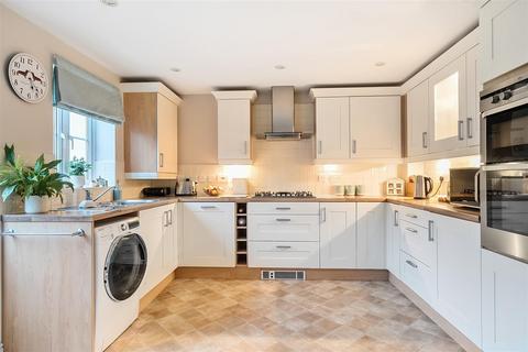 3 bedroom semi-detached house for sale, Chapel Street, Derry Hill, Calne