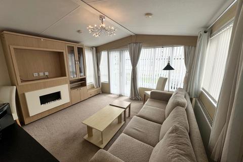 2 bedroom static caravan for sale, Solent Breezes Holiday Park