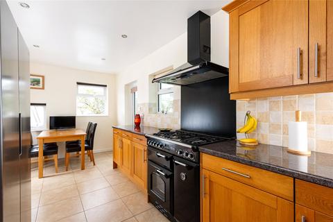 5 Towcester Road, Blisworth, Northampton, NN7 3BL