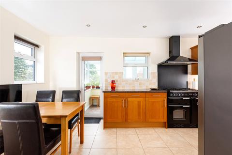 5 Towcester Road, Blisworth, Northampton, NN7 3BL