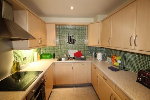 2 bedroom apartment to rent, 3 Whitehall Quay, Leeds