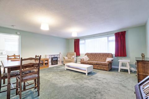 36 Pippins Road, Burnham-on-crouch, CM0 8DH