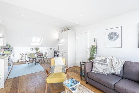 1 bedroom flat for sale, Balham High Road, Balham