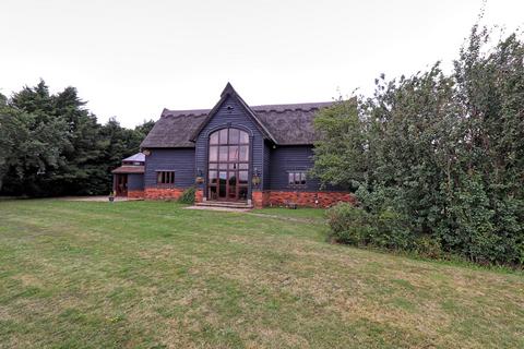 5 bedroom barn conversion for sale, Colchester Road, Colchester CO5