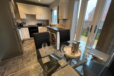 3 bedroom townhouse for sale, The Heys, Ashton-Under-Lyne OL6