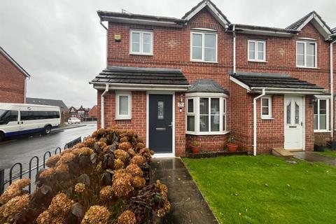 39 The Heys, Ashton-under-lyne, OL6 9NN