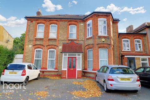 2 bedroom flat for sale, Aldborough Road South, Ilford