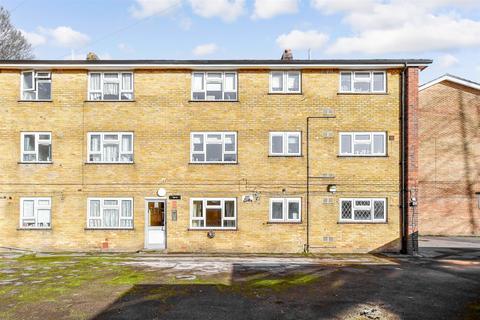 3 bedroom ground floor flat for sale, Halstead Road, Portsmouth, Hampshire