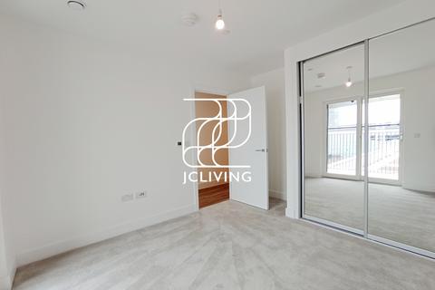 1 bedroom flat to rent, Carmelia House, NW9