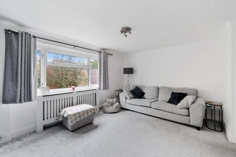 2 bedroom flat for sale, Merrymeet, Banstead