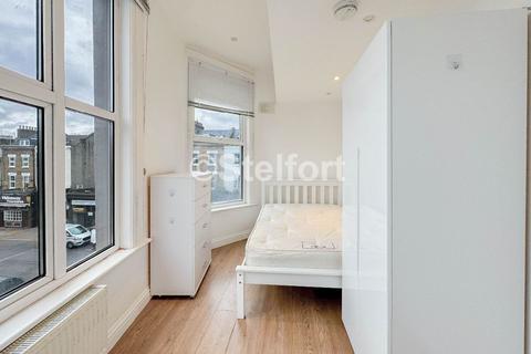 House share to rent, Junction Road, London, N19