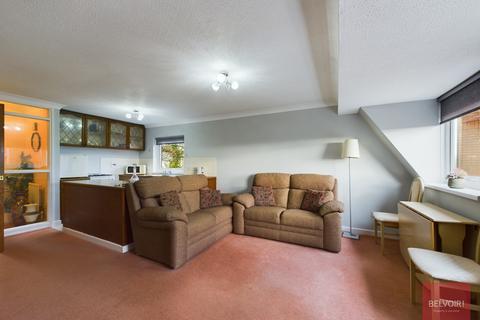 1 bedroom flat for sale, Llwynderw Drive, West Cross, Swansea, SA3