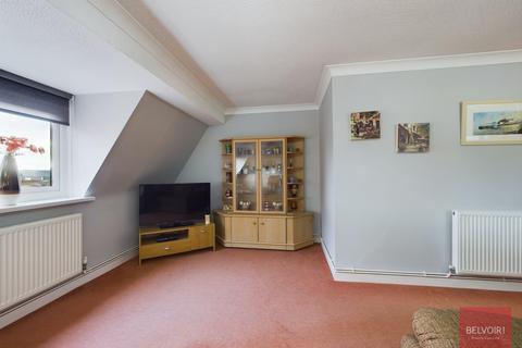 1 bedroom flat for sale, Llwynderw Drive, West Cross, Swansea, SA3