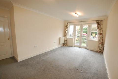 2 bedroom apartment for sale, Oaklands Court, WELWYN, AL6