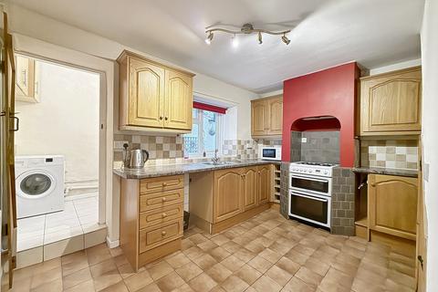 2 bedroom end of terrace house for sale, Bridport