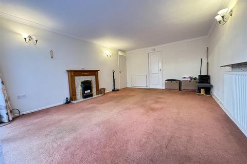 2 bedroom maisonette for sale, Fairyfield Court, Newton Road, Great Barr, Birmingham