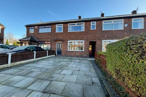 3 bedroom terraced house to rent, Calder Drive, Manchester M27