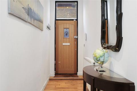 3 bedroom apartment to rent, Stepney Causeway, E1