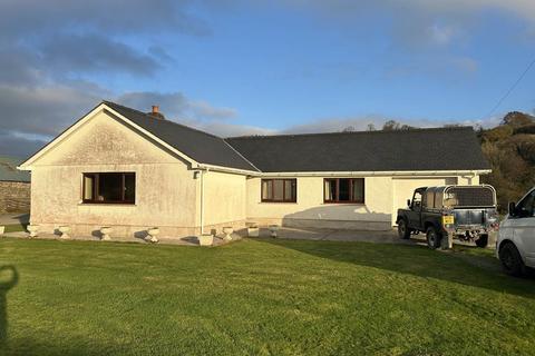 2 bedroom detached bungalow to rent, Ffroodvale Bungalow (FFrwd Vale), Llanwrda SA19