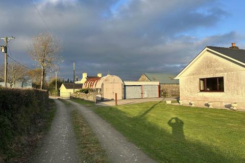 2 bedroom detached bungalow to rent, Ffroodvale Bungalow (FFrwd Vale), Llanwrda SA19