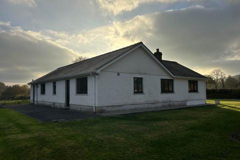 2 bedroom detached bungalow to rent, Ffroodvale Bungalow (FFrwd Vale), Llanwrda SA19