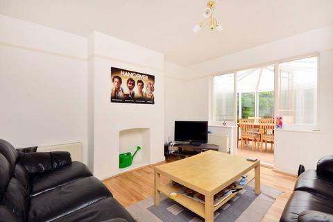 4 bedroom house to rent, Springvale Avenue, Little Ealing, Brentford, TW8