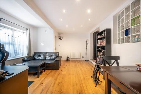 1 bedroom flat for sale, Buckingham Road, Harlesden, London, NW10