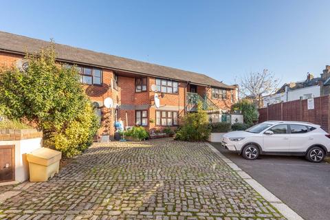 1 bedroom flat for sale, Buckingham Road, Harlesden, London, NW10