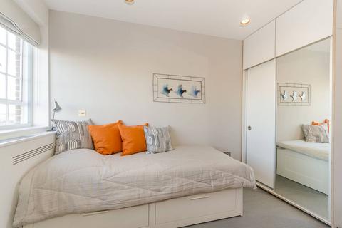 Studio to rent, Sloane Avenue, Sloane Square, London, SW3