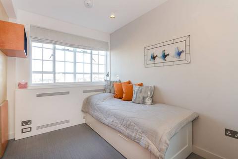 Studio to rent, Sloane Avenue, Sloane Square, London, SW3